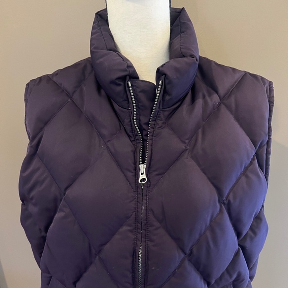 Eddie Bauer Women's Goose Down Quilted Puffer Vest, Size Medium - Picture 2 of 13